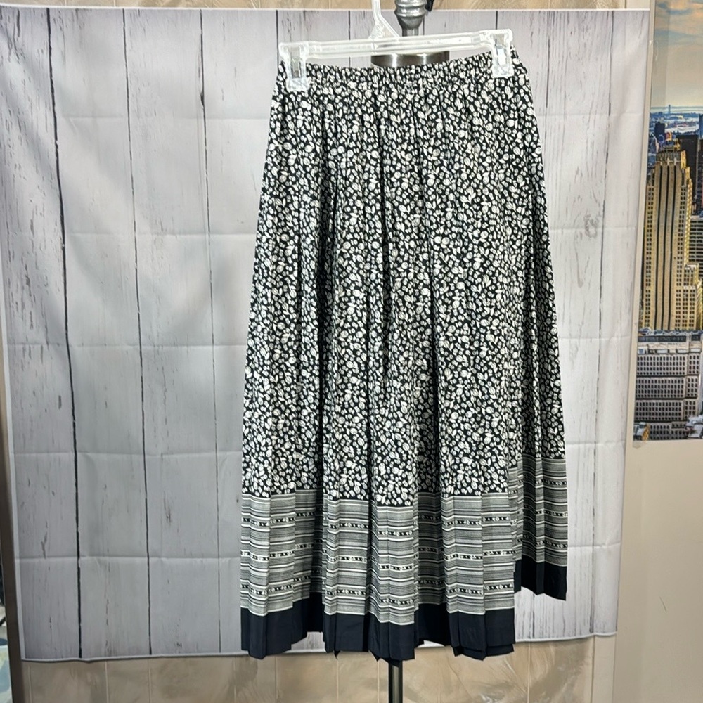 473.Vintage pleated skirt, size S/M